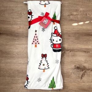 NWT Hello Kitty Christmas Plush Throw Blanket Xmas Holiday